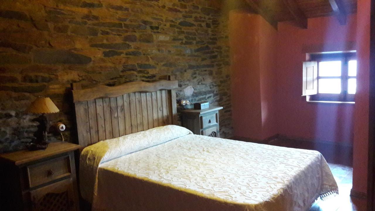 Casa Rural Albina Susane del Sil ภายนอก รูปภาพ