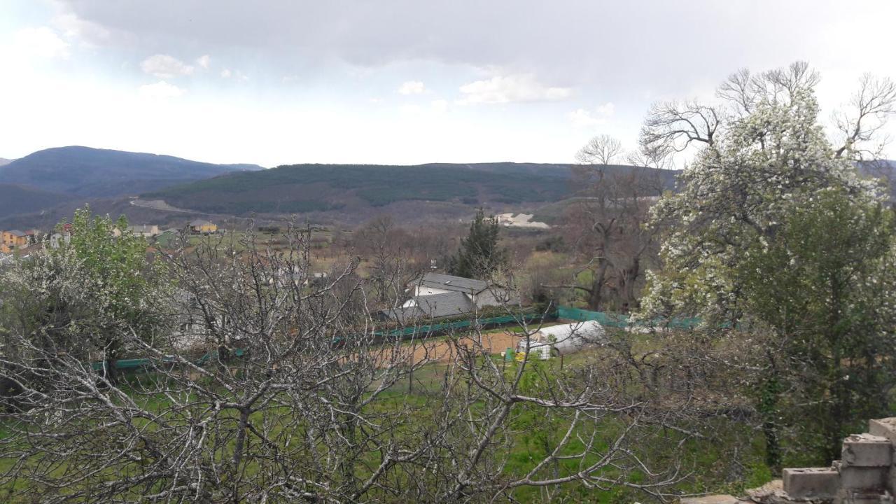 Casa Rural Albina Susane del Sil ภายนอก รูปภาพ
