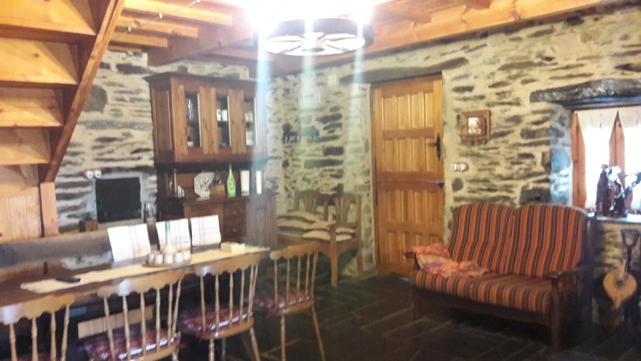 Casa Rural Albina Susane del Sil ภายนอก รูปภาพ
